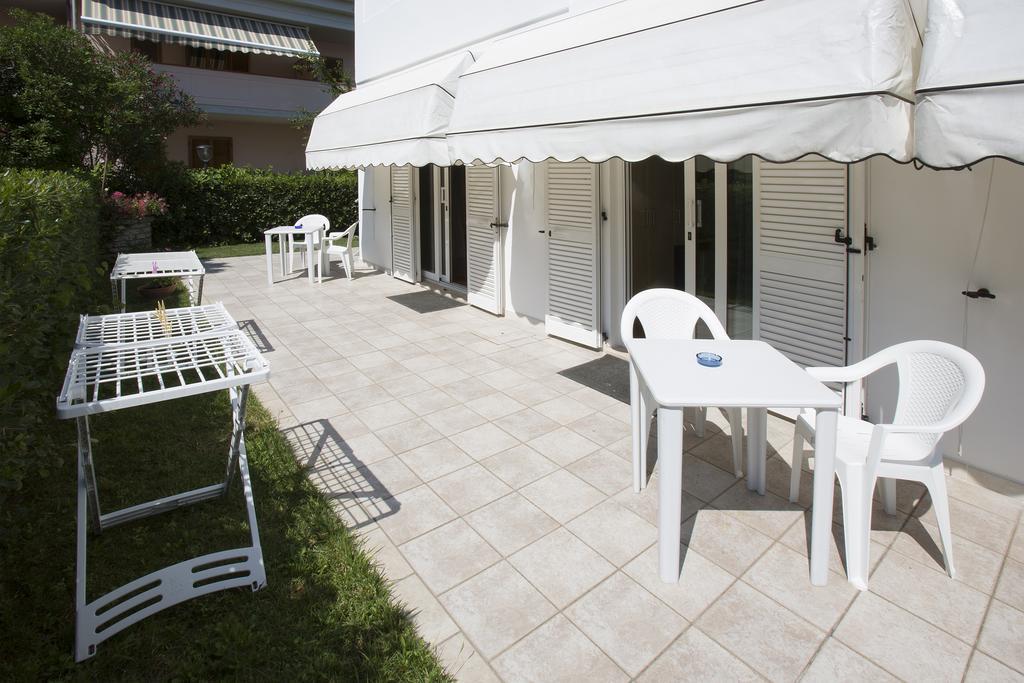 Hotel Vila Bahia Numana Exterior photo