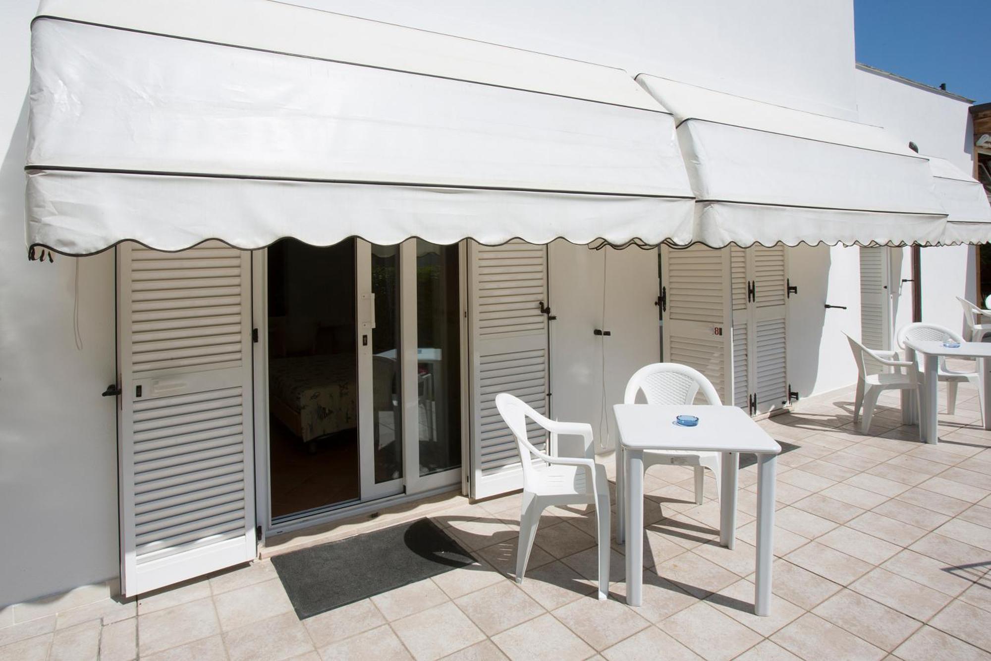 Hotel Vila Bahia Numana Exterior photo